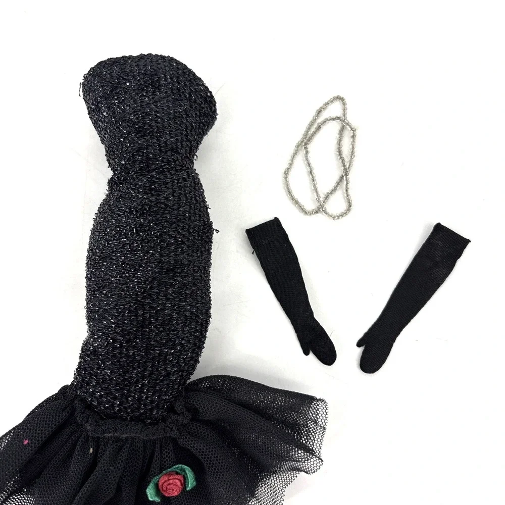 Vintage Barbie Solo In The Spotlight 60s Reproduction Dress, Necklace‎ & Gloves